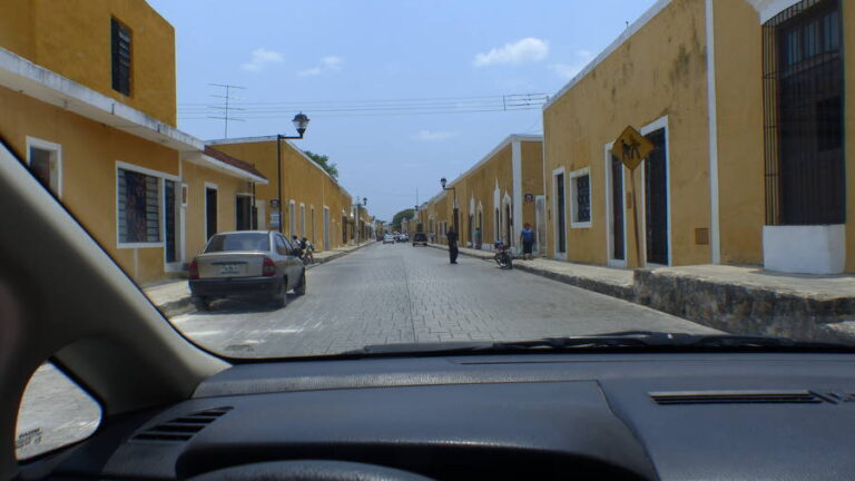 izamal001