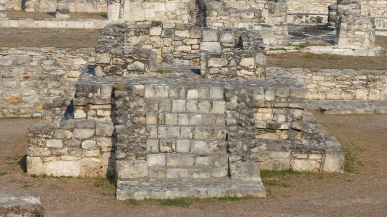 mayapan049