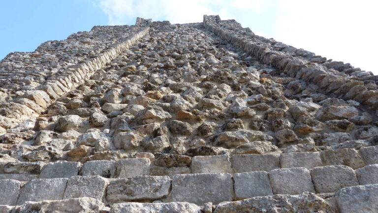 mayapan185