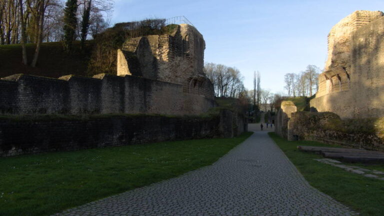 trier075